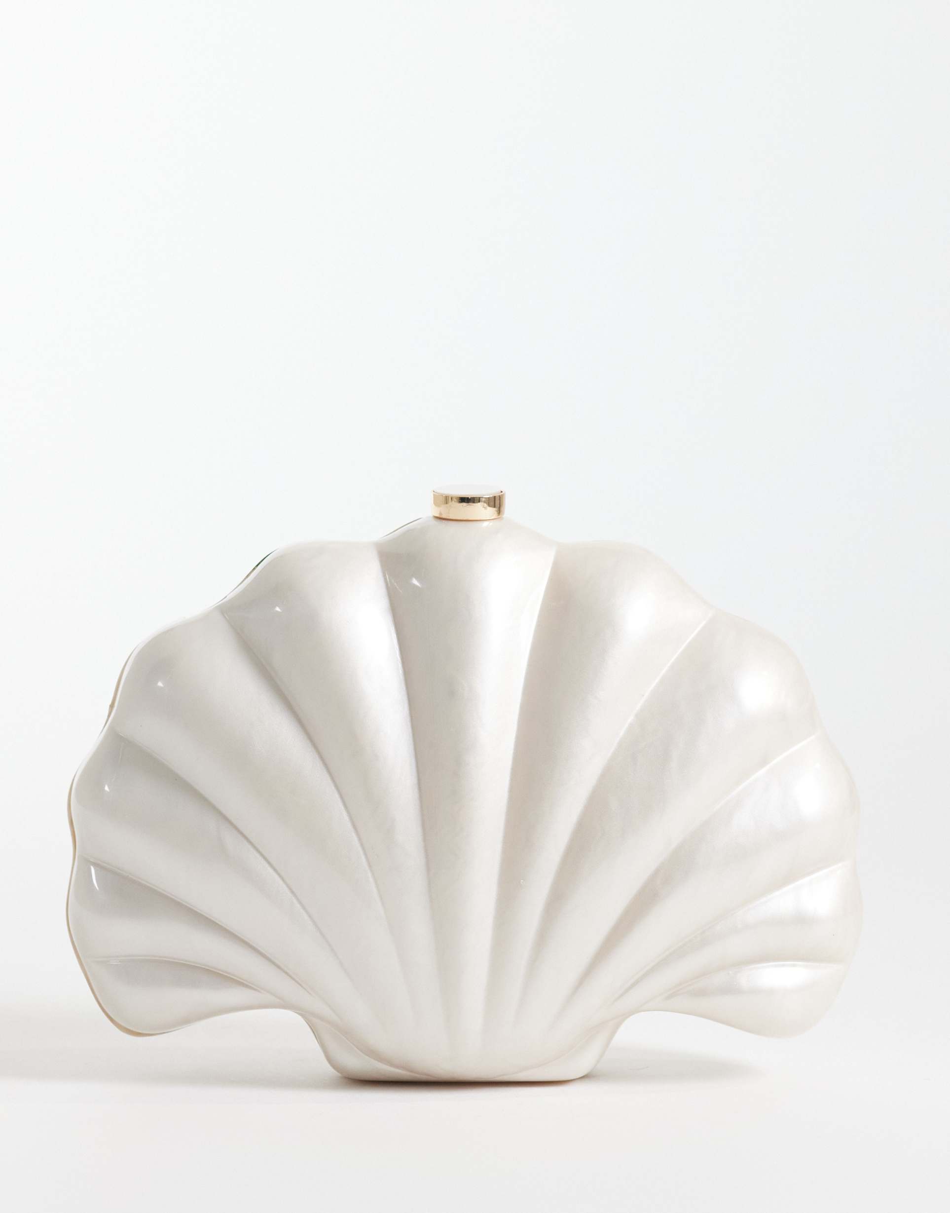 asos design shell shoulder bag in pearl white