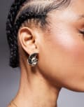 [ASOS DESIGN] ASOS DESIGN shell stud earrings in gold tone No Size Gold Tone