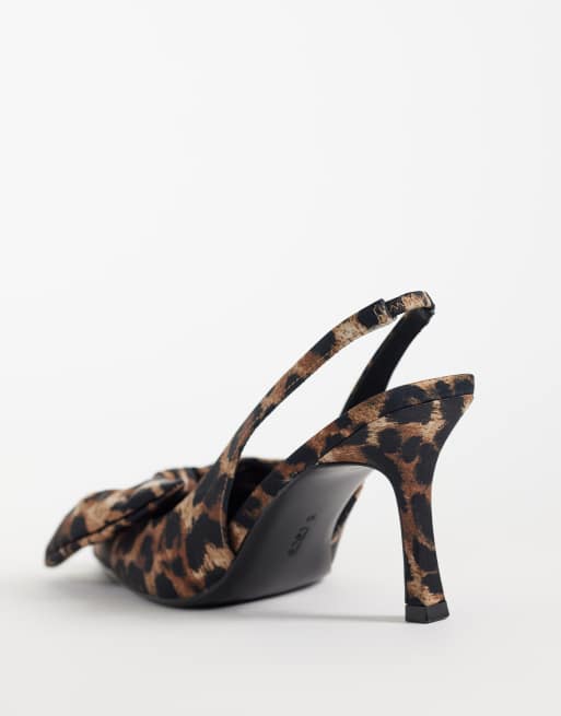 ASOS DESIGN Shine slingback bow detail mid heeled shoes in leopard, 3 of 4