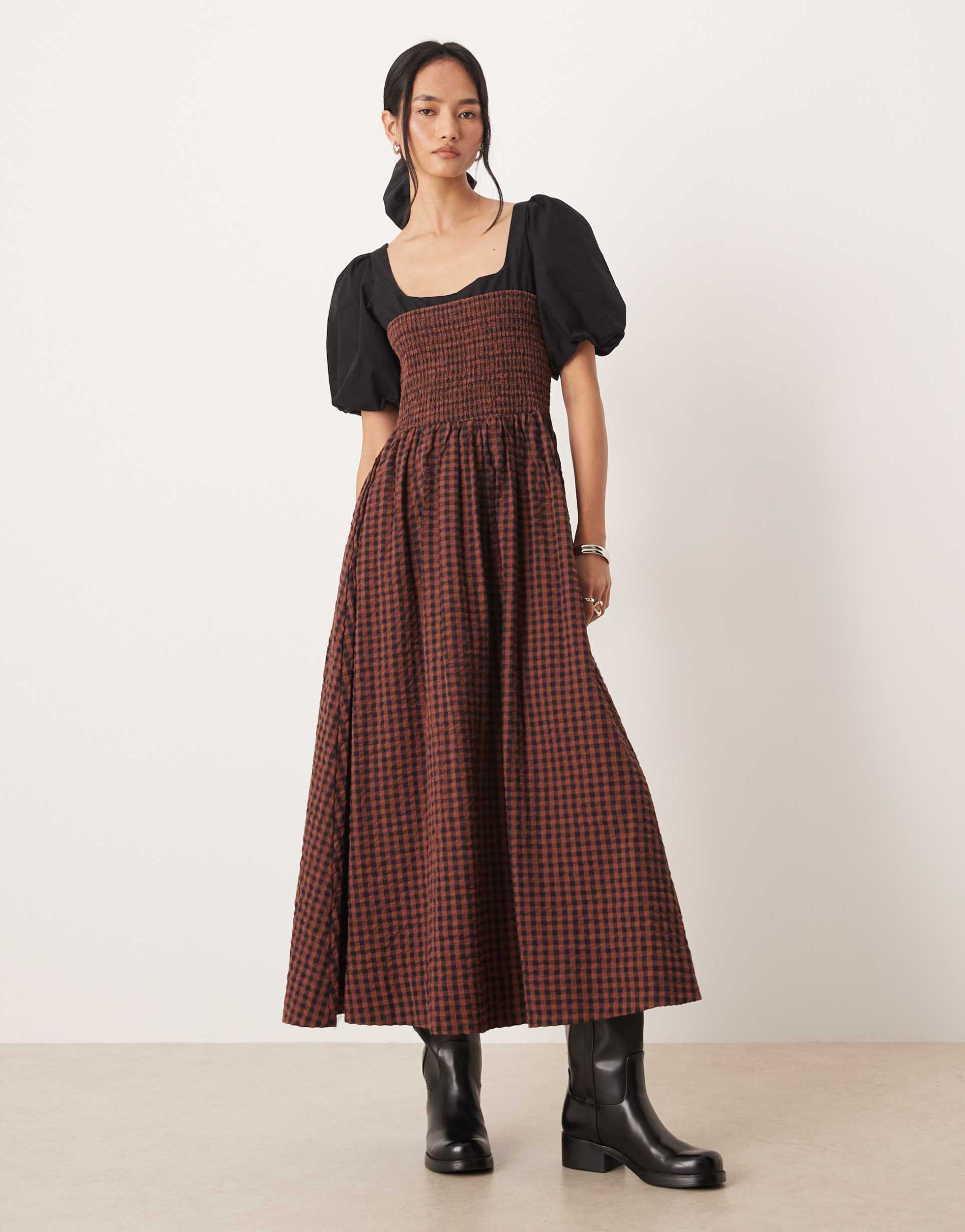 asos design shirred bodice maxi dress with puff sleeve in chocolate gingham