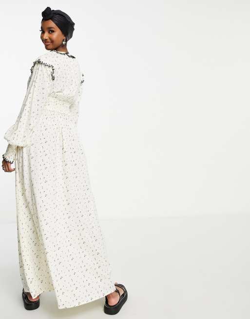 ASOS DESIGN shirred waist maxi ditsy print dress with contrast stitching in white , 3 of 4