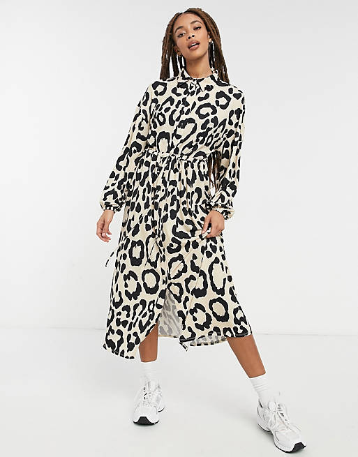 Women shirt dress in leopard print 
