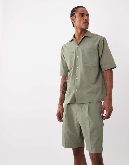 ASOS DESIGN - Short classique habillé d'ensemble en crépon - Kaki, 2 de 5