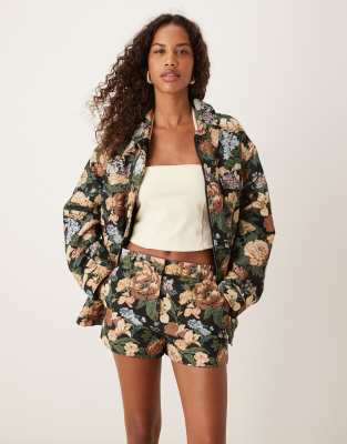 ASOS DESIGN - Short court d'ensemble en jacquard fleuri-Multicolore