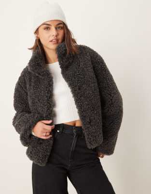 short curly borg faux fur jacket in charcoal-Gray