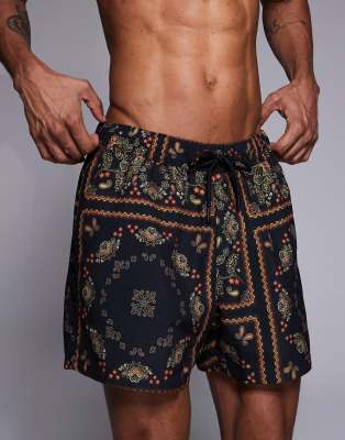 ASOS DESIGN - Short de bain court à imprimé bandana et cachemire - Noir