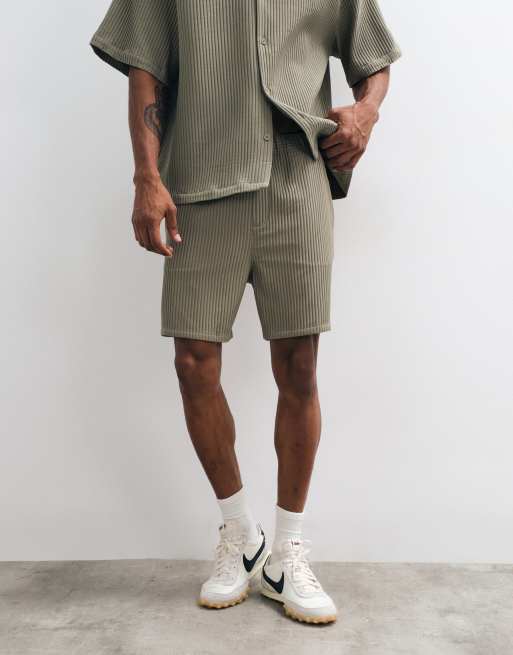 ASOS DESIGN - Short d'ensemble mi-long plissé - Kaki, 2 de 5