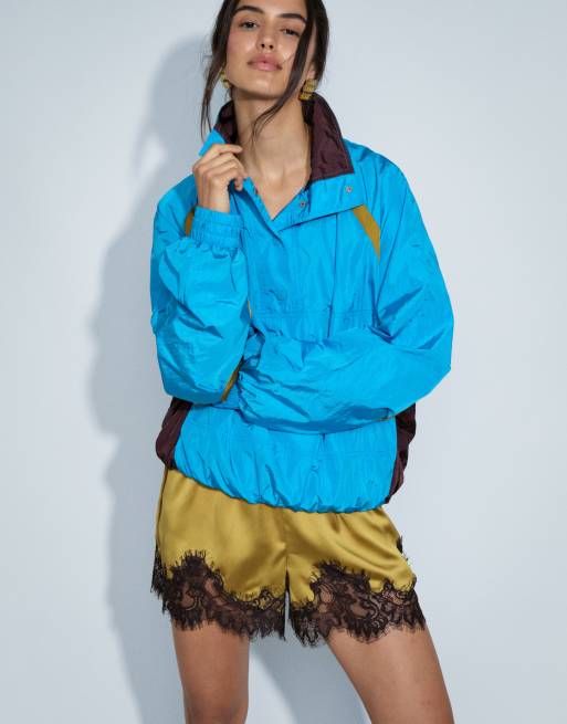 ASOS DESIGN - Short en satin bordé de dentelle avec cordon de serrage à la taille - Ocre, 4 de 9