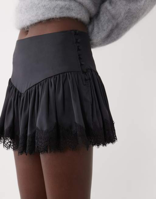ASOS DESIGN short fluide à détail bordé de dentelle noir, 4 de 5