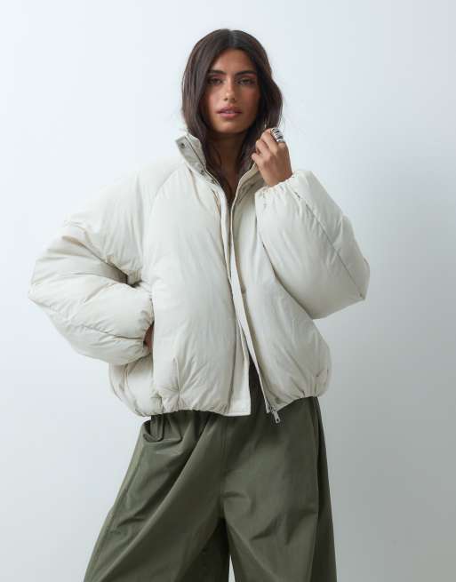 ASOS DESIGN short funnel neck padded jacket in cream, 3 of 4