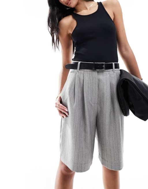 ASOS DESIGN - Short long ajusté à rayures en tissu texturé - Gris