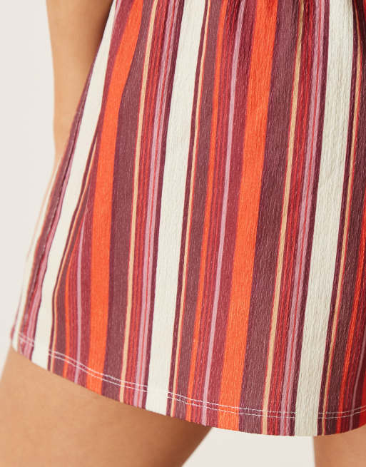 ASOS DESIGN - Short met textuur en strepen in rood, deel van co-ord set, 3 van 5