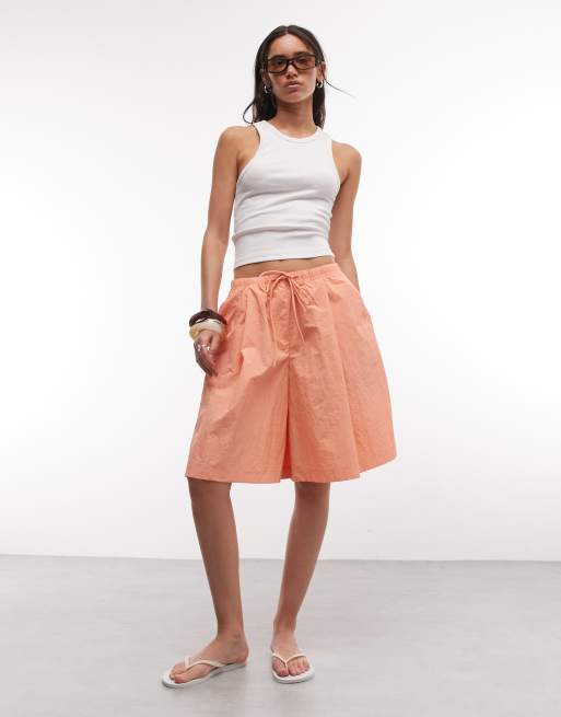 ASOS DESIGN - Short met wijde pijpen en lange pasvorm in koraal, 2 van 5