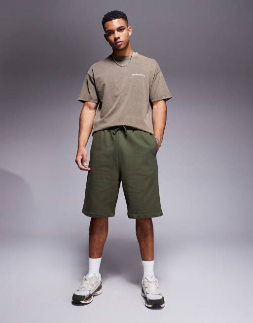 ASOS DESIGN - Short oversize de qualité supérieure en tissu épais 400 g/m<sup>2</sup> - Kaki foncé