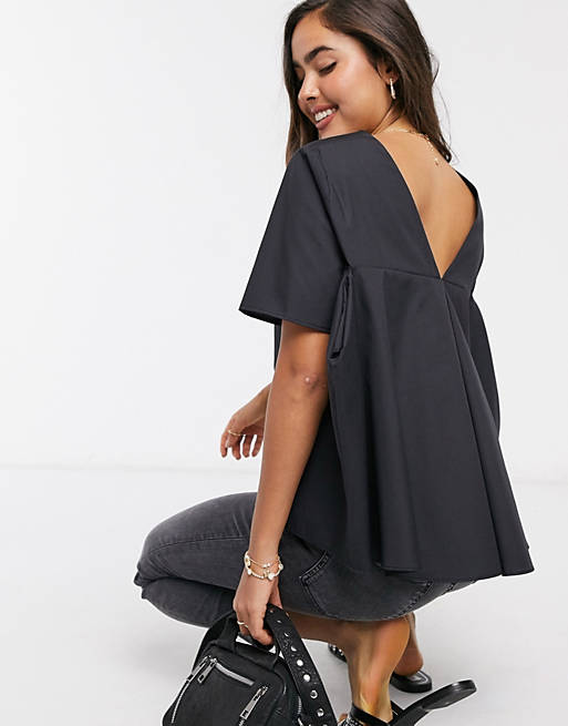 Women Shirts & Blouses/short sleeve cotton top with pleat back detail in black 