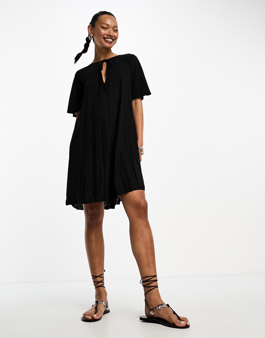 ASOS DESIGN short sleeve pleat swing mini dress in black