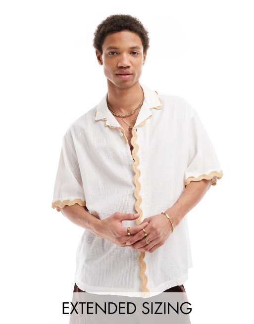 ASOS DESIGN short sleeve relaxed revere collar seersucker shirt with wavy detail in white