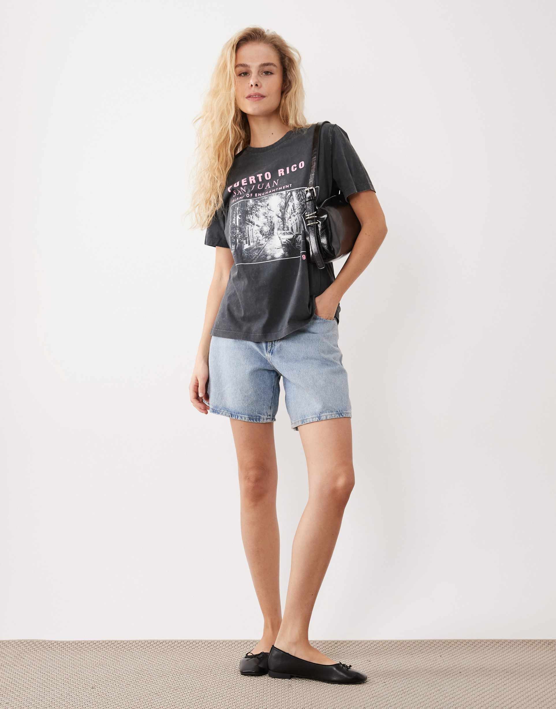 asos design short sleeve t-shirt with puerto rico graphic in washed charcoal