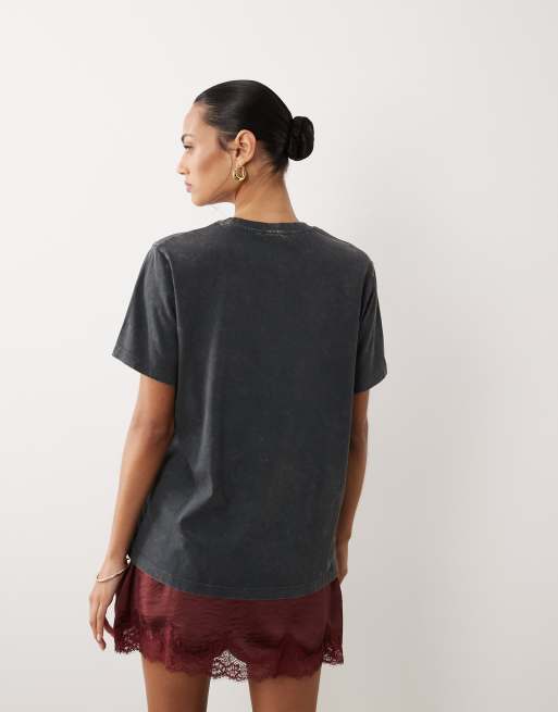 ASOS DESIGN short sleeve t-shirt with Puerto Rico graphic in washed charcoal, 2 of 4