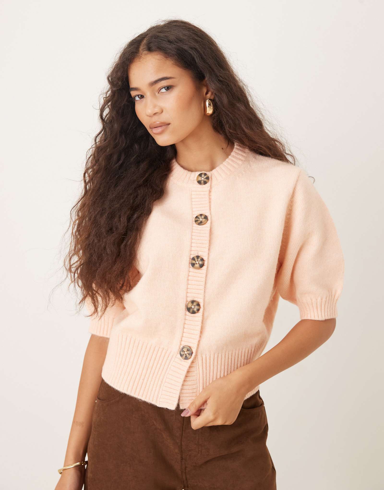 ДИЗАЙНЕРСКИЙ кардиган ASOS персикового цвета с коротким рукавом и круглым вырезом на талии от ASOS DESIGN