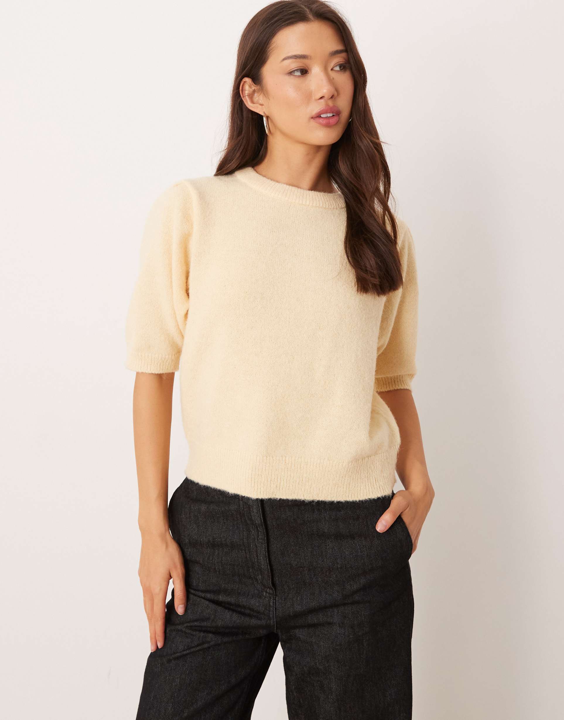 asos design short sleeve waisted t-shirt in buttermilk