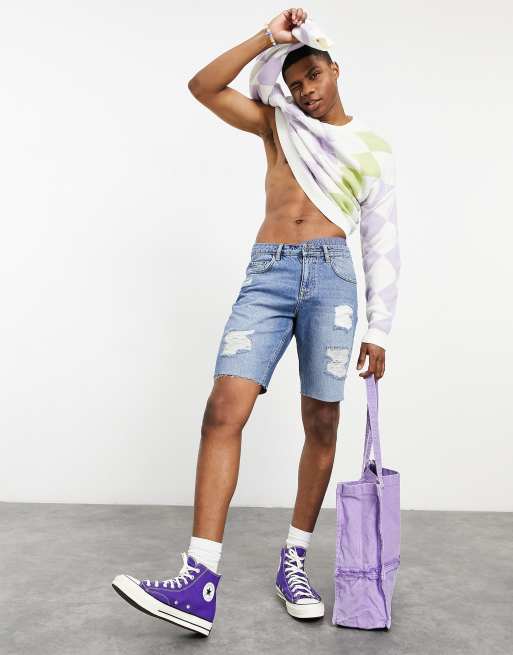 ASOS DESIGN - Short slim en jean à déchirures et ourlet brut - Délavage moyen vintage