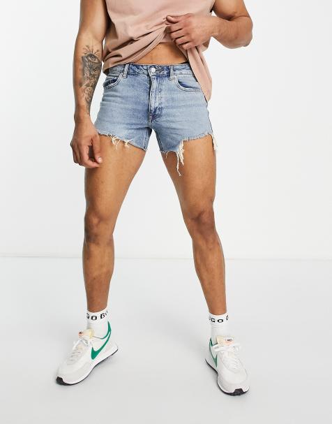 Guy in short jean 2024 shorts