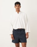 [ASOS DESIGN] ASOS DESIGN shorter length pull on shorts in navy pinstripe-Multi M NAVY