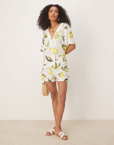 ASOS DESIGN shorts co-ord in lemon print