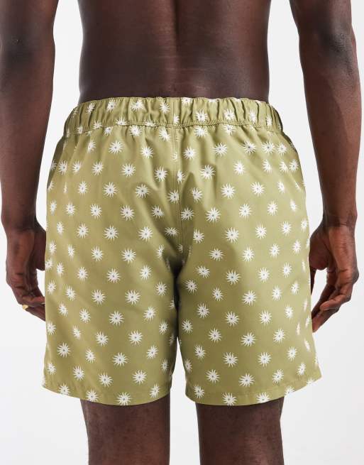 ASOS DESIGN - Shorts de baño verdes de largo medio estampados, 5 de 5