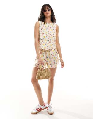 ASOS DESIGN - Shorts im Leinen-Look mit Obstprint, Kombiteil-Bunt