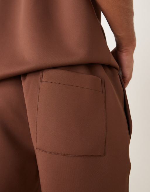 ASOS DESIGN – Shorts in Braun aus neoprenähnlichem Material, Kombiteil, 4 von 5