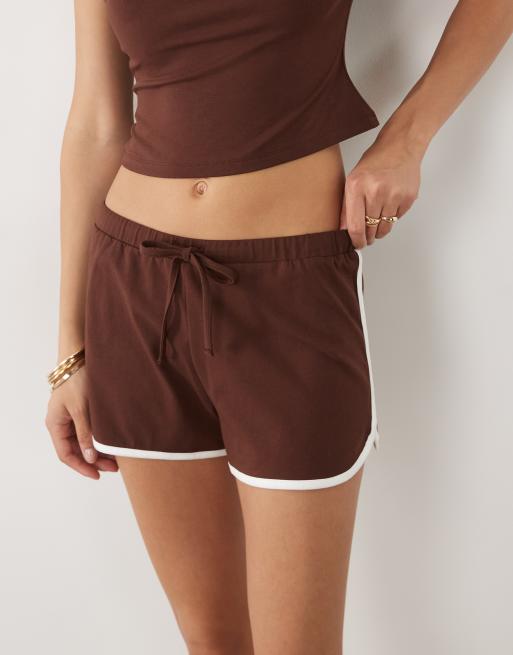 ASOS DESIGN – Shorts in Braun mit Kontrastdetail, Kombiteil, 5 von 5