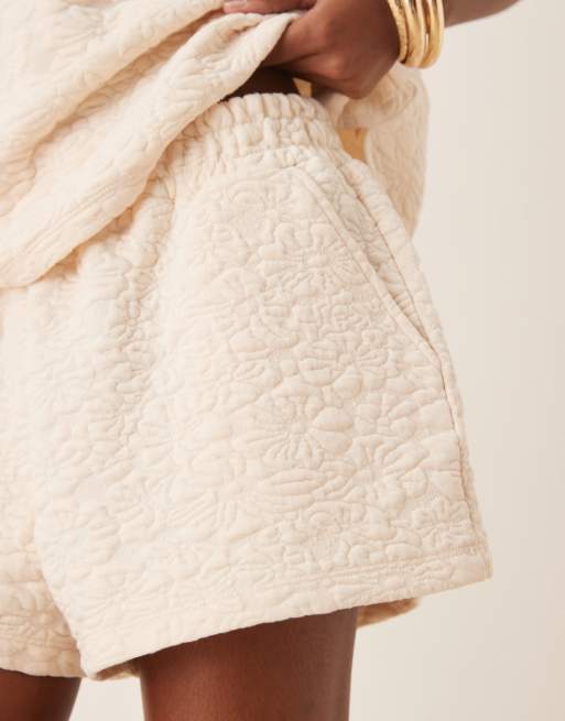 ASOS DESIGN shorts in floral jacquard in cream (part of a set), 4 of 5