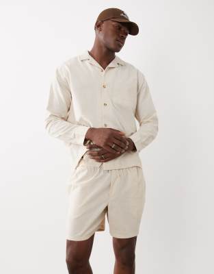 Asos Design Shorts In Neutral