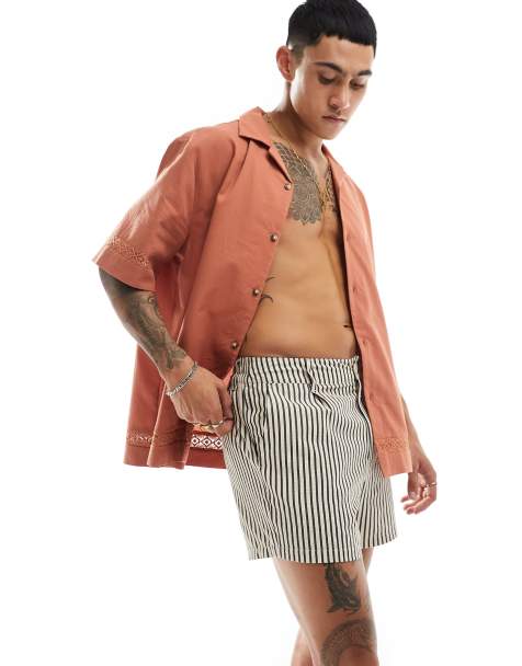 ASOS DESIGN - Shorts med mørkeblå striber - view 1