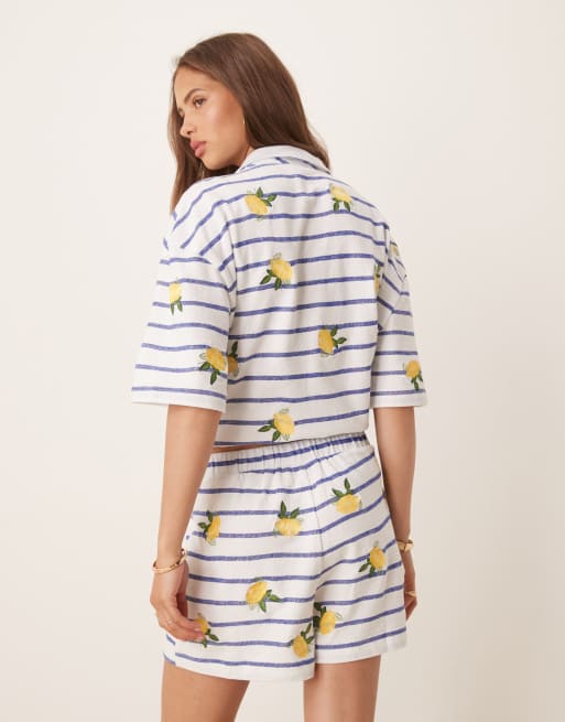 ASOS DESIGN – Shorts mit Streifen und Zitronen-Stickereien, 4 von 5