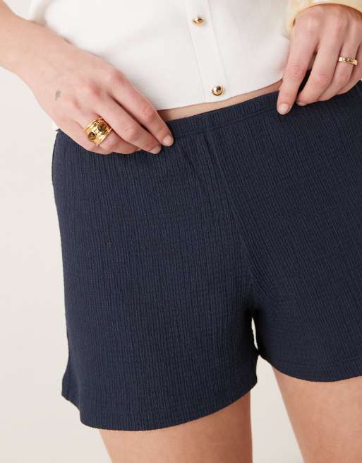 ASOS DESIGN - Shorts van kreukelstof in marineblauw, 5 van 5