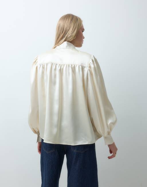 ASOS DESIGN shoulder pad satin blouse in oyster, 4 of 4