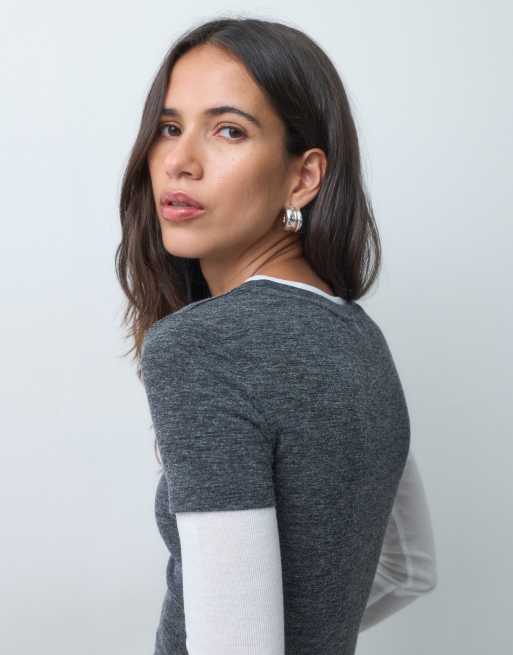 ASOS DESIGN shrunken double layer long sleeve tee in charcoal, 2 of 4