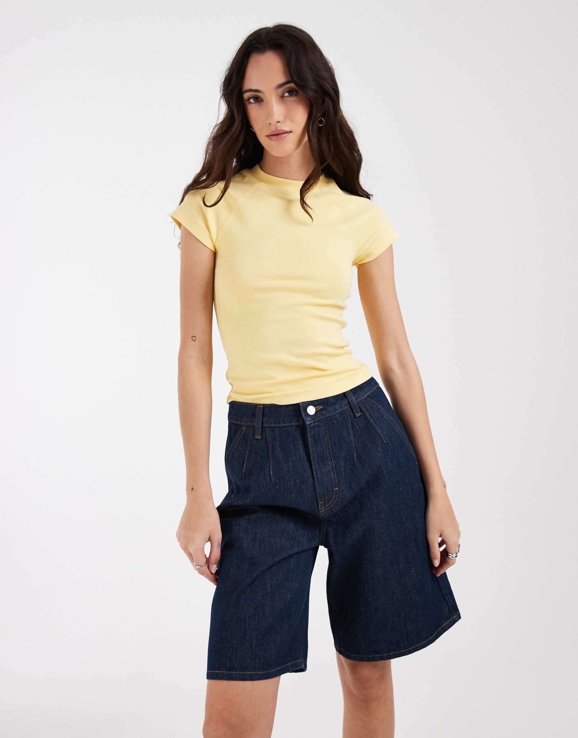 asos design shrunken raglan baby tee in washed buttermilk