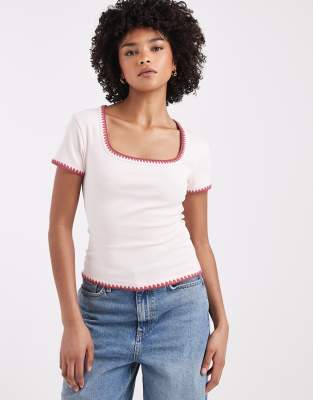 Asos Design Shrunken Tee With Contrast Blanket Stitch Detailing In White