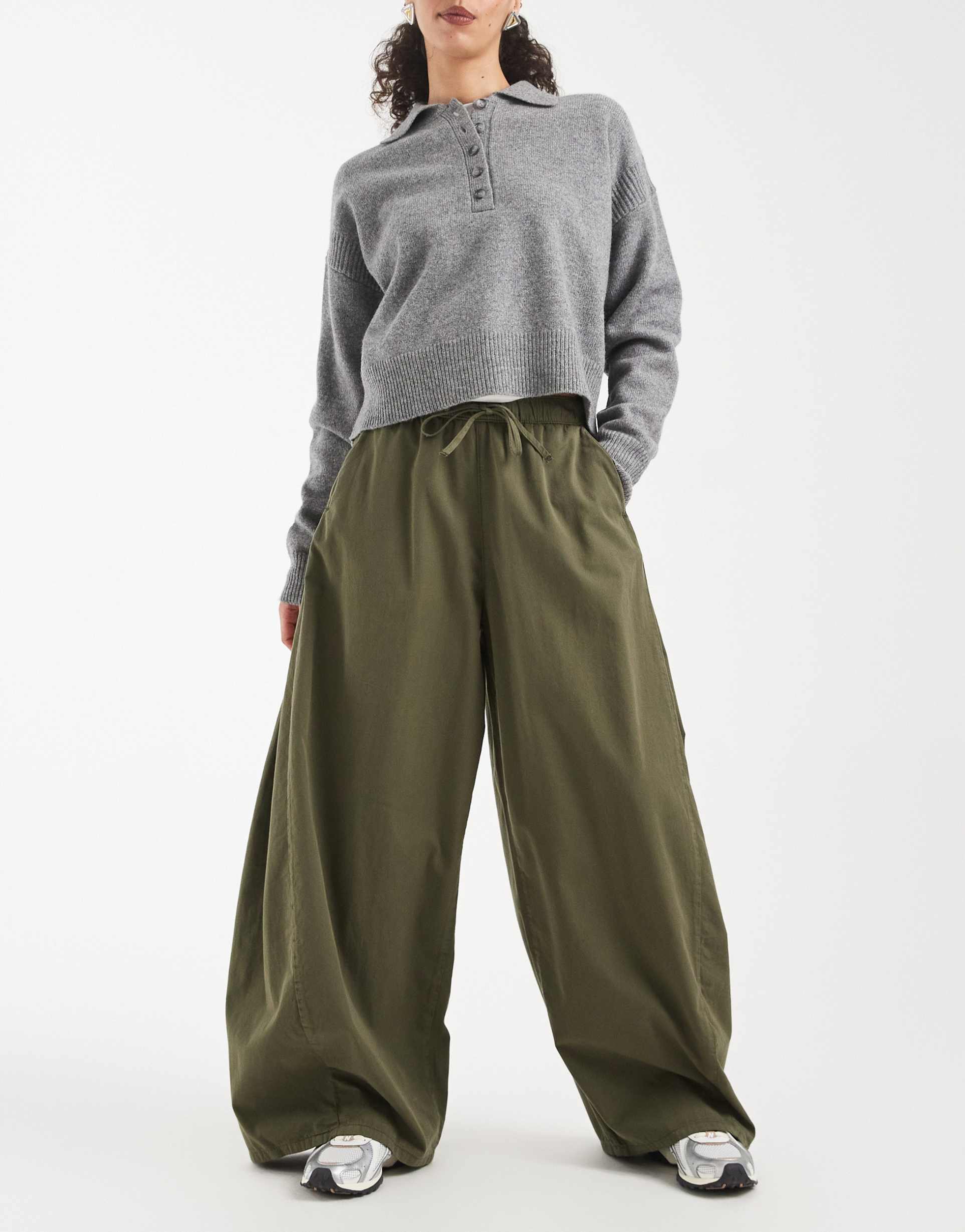 asos design side pleat barrel leg pants in olive green