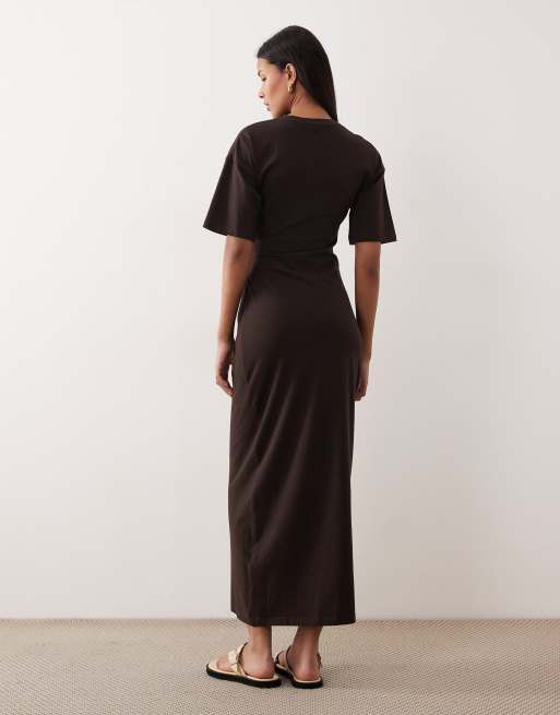 ASOS DESIGN side ruched tshirt midi dress chocolate, 2 of 4