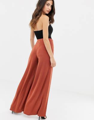 ASOS DESIGN - Sierlijke broek met wijde pijpen en extreem hoge split | ASOS
