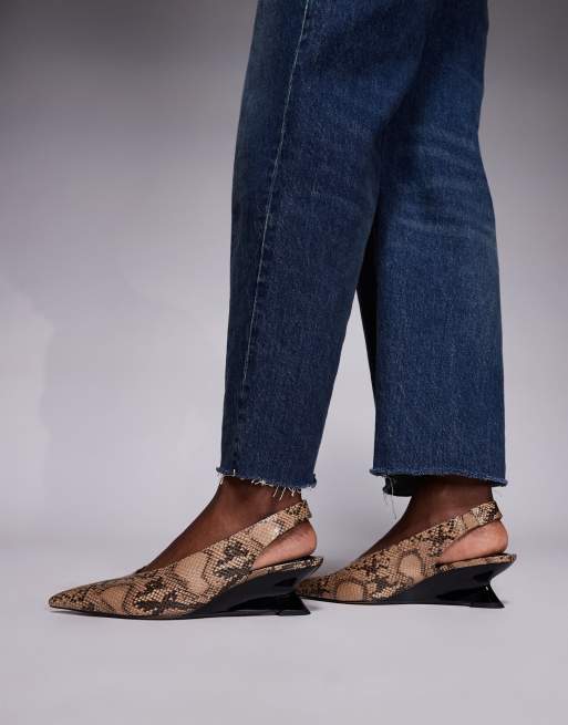 ASOS DESIGN - Sierra - Lysebrune sko med slangemønster og spids tå samt hælrem og kilehæl, 4 af 4