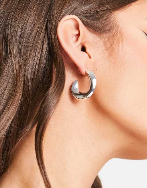 ASOS DESIGN – Silberfarbene Creolen mit abgeschrägtem ovalem Design, 30 mm