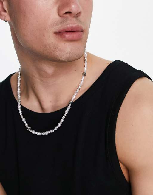 ASOS DESIGN – Silberfarbene Halskette aus Kunstperlen mit kleinen blumenförmigen Zierperlen 