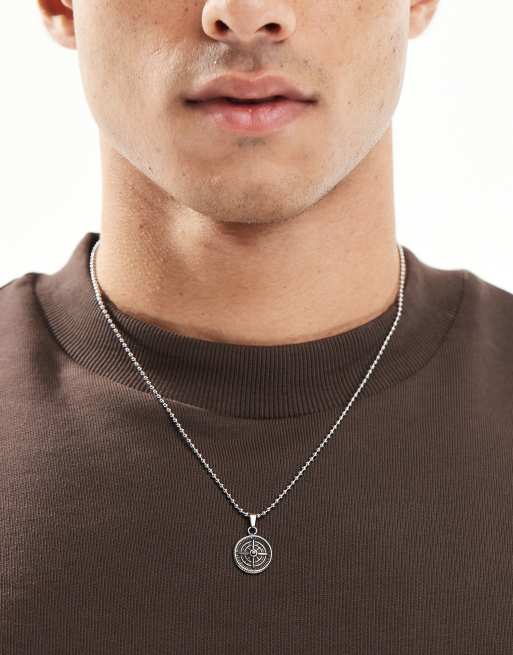 ASOS DESIGN – Silberfarbene Halskette aus wasserfestem Edelstahl mit Kompassanhänger