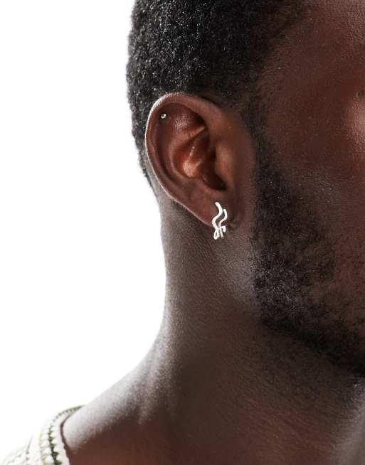 ASOS DESIGN – Silberfarbene Ohrringe aus Edelstahl mit Wellendesign in geschmolzener Optik